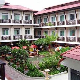 Rambuttri Village Inn  Bangkok Compare Deals