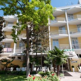 Hotel Park Spiaggia Grado Compare Deals