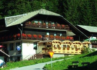 Guest House And Museum First