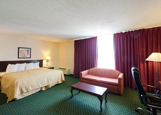 Quality Inn Suites Laurel Compare Deals - 