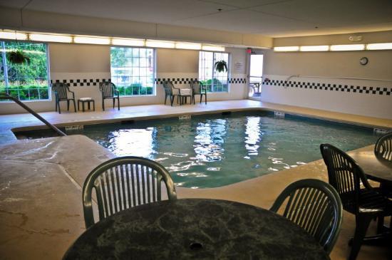 Country Inn Suites By Radisson Clinton Ia Compare Deals - 