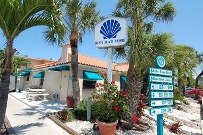Siesta Beach Resort Suites Key Compare Deals Siesta Beach Resort Suites