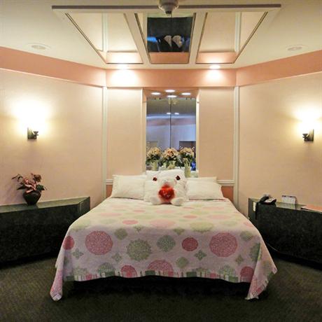 Inn Of The Dove Suites Bensalem