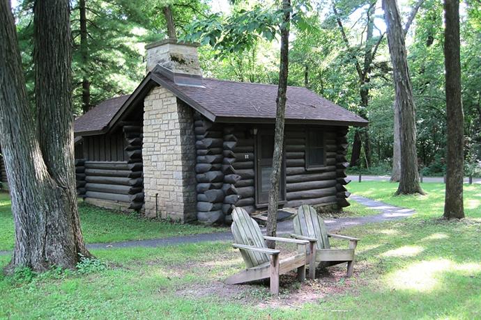White Pines Resort Dixon Compare Deals