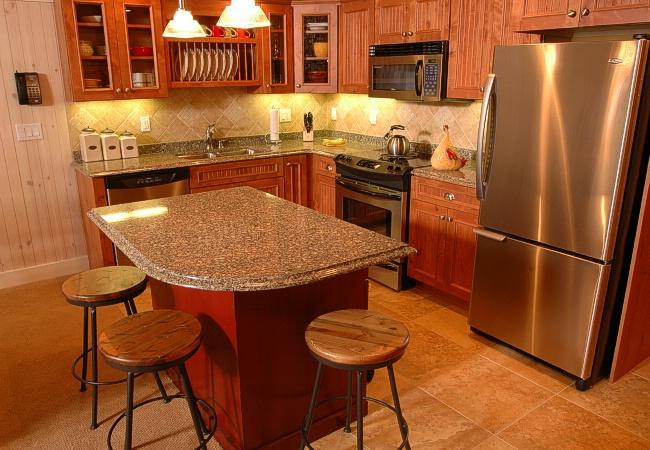 Larsmont Cottages Two Harbors Compare Deals