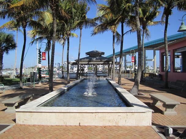 The Holiday Court Motel Fort Myers Beach