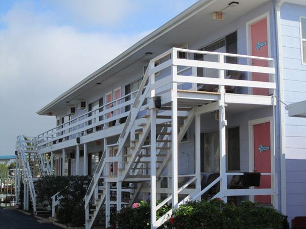 The Holiday Court Motel Fort Myers Beach