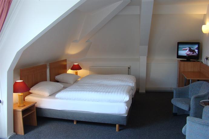 מלון רהו אמסטרדם צילום של הוטלס קומביינד - למטייל (20)