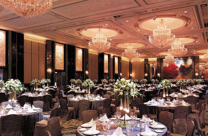 Shangri La Hotel Singapore - Compare Deals