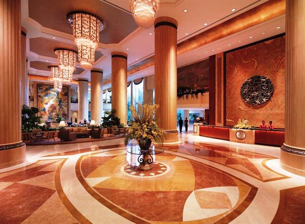 Shangri La Hotel Singapore - Compare Deals