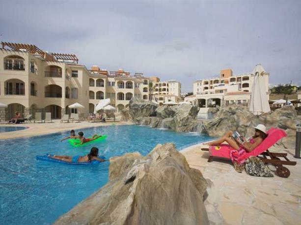 St Nicolas Elegant Residence