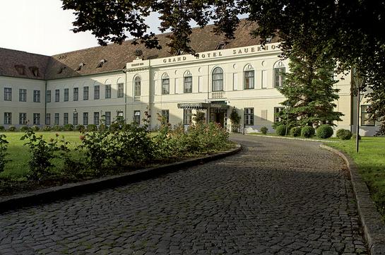 Grandhotel Sauerhof