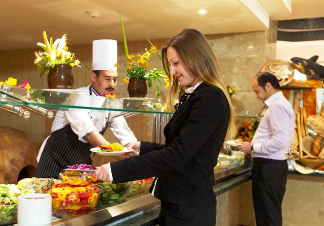 Titanic hotel deals