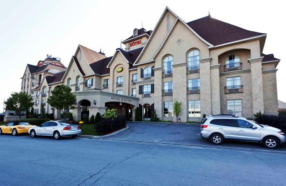 Le St-Martin Hotel & Suites Laval