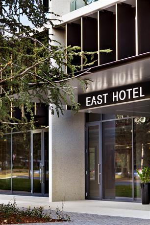 East Hotel Canberra - Compare Deals