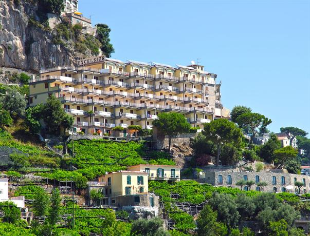 Grand Hotel Excelsior Amalfi - Compare Deals