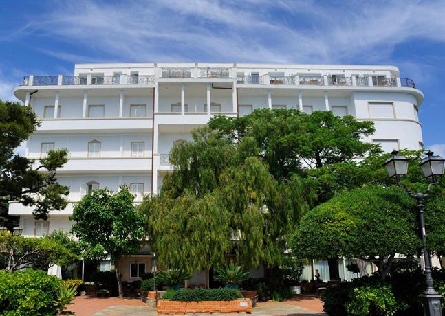 Grand Hotel Mediterranee Alassio Compare Deals