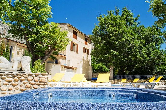 Hotel Le Colombier Moustiers-Sainte-Marie - Compare Deals