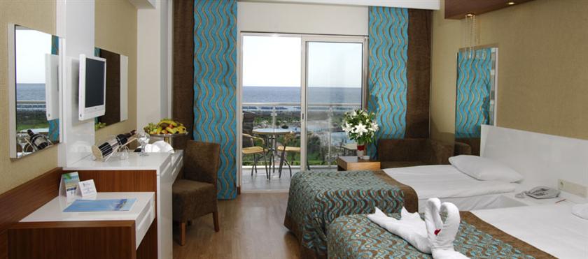 Sea World Resort & Spa Side