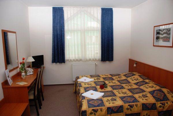Hotel Platan