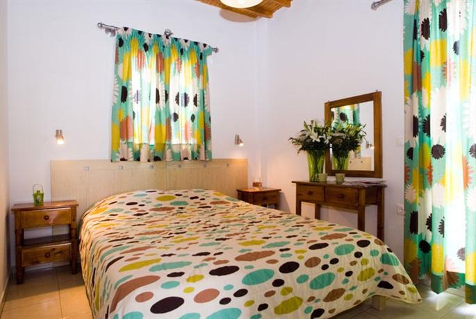 Ornos Eleftheria Studios Mykonos