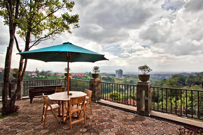 The Valley Resort Hotel,Bandung:Photos,Reviews,Deals