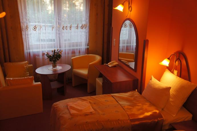 Guest Rooms Hostel Wrona Krakow