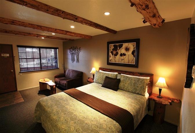 Sleepy Hollow Cabins Hotel Crestline Compare Deals