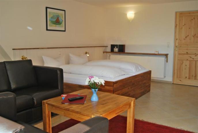 Nordseehotel Hoern Van Diek Bensersiel Compare Deals