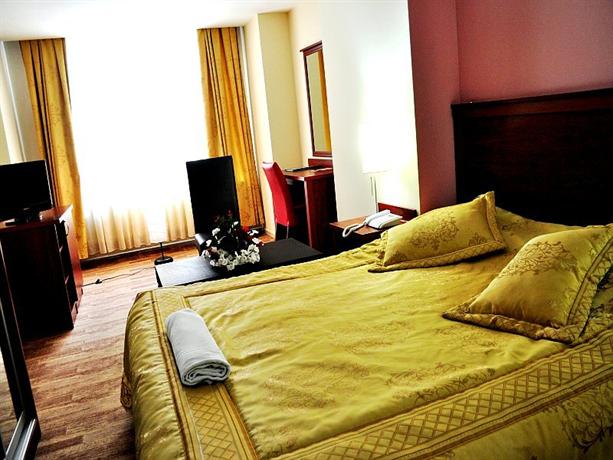 Yakut Hotel Van