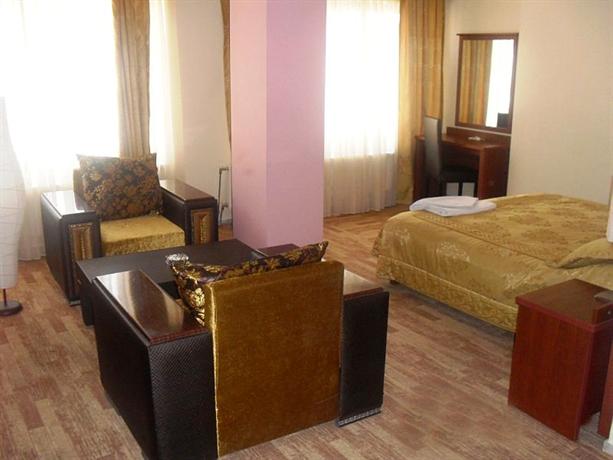 Yakut Hotel Van