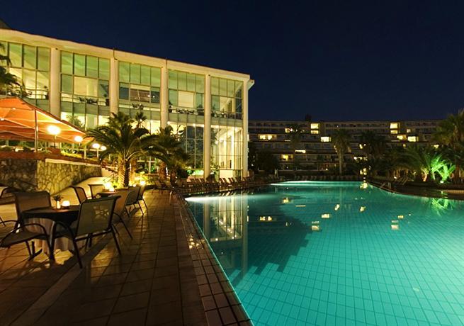 Pine Bay Holiday Resort
