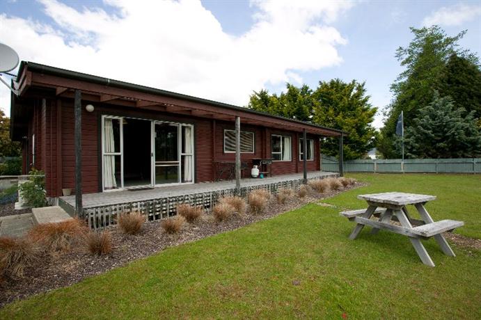 Te Anau Top 10 Holiday Park