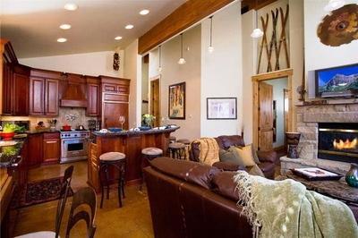 Blackjack condominiums alta