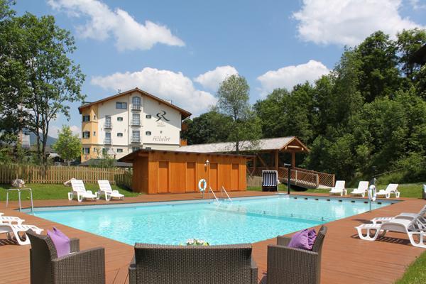 Resl Resort