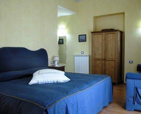 Bonapace Mergellina B&B