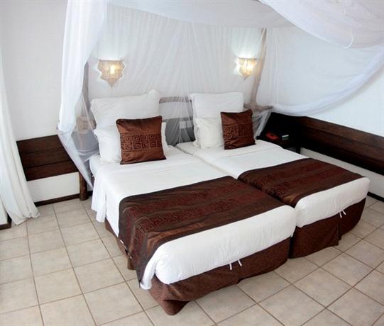 Bahari Beach Hotel