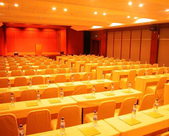 The Summit Hotel Dongqu Zhongshan Compare Deals - 