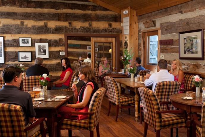Inn Spa At Cedar Falls Logan Compare Deals