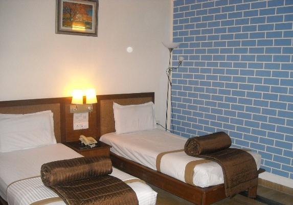 hotel green castle delhi, new delhi - compare deals hotel green castle delhi, new delhi - compare deals