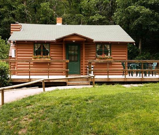 Spearfish Canyon Lodge Compare Deals