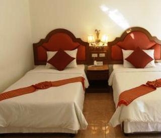 Phuket Guest Friendly Hotels - Manohra Cozy Resort