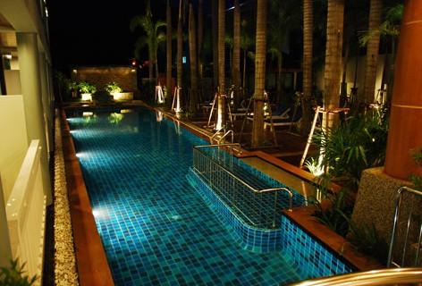 Phuket Guest Friendly Hotels - Honey Resort