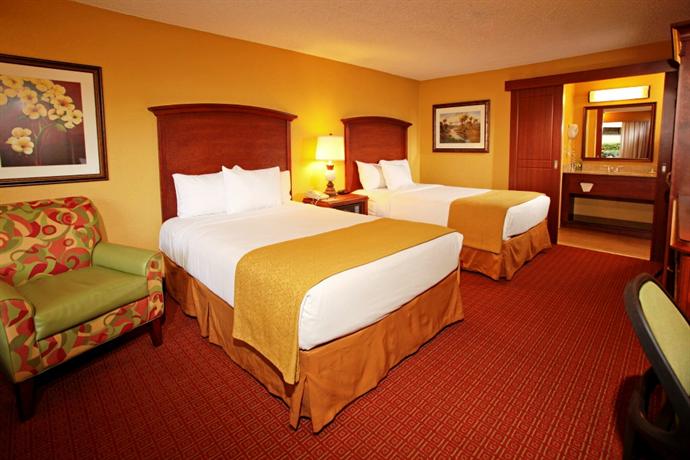 Rosen Inn at Pointe Orlando - Compare Deals