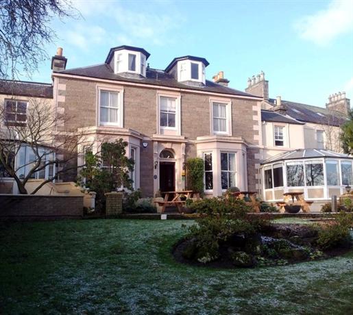 Parklands Hotel