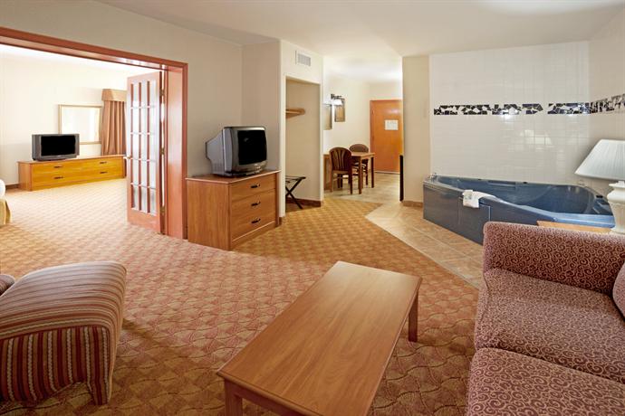 Holiday Inn Express Suites Brownsville Compare Deals