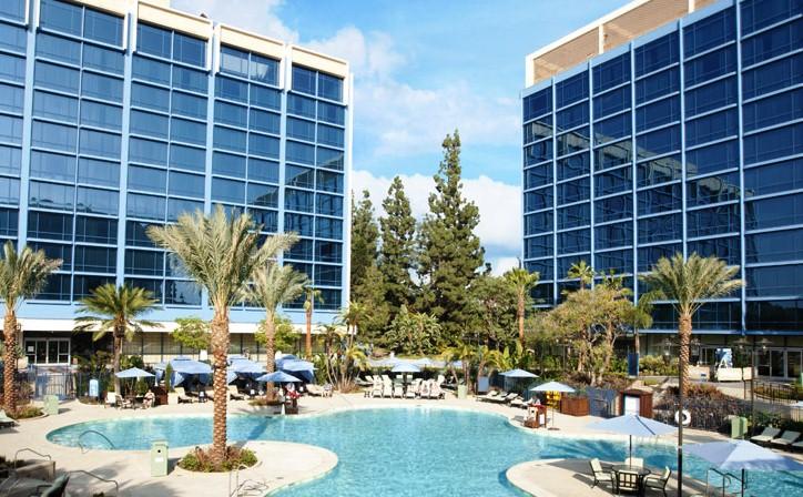 Disneyland Hotel, Anaheim - Compare Deals