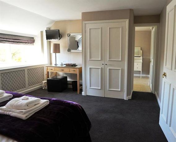 The Bell Hotel Charlbury Compare Deals About The Bell Hotel Charlbury