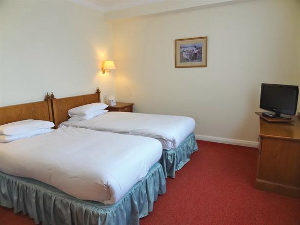 Stade Court Hotel