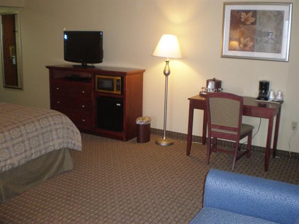 Barrington Hotel & Suites Branson